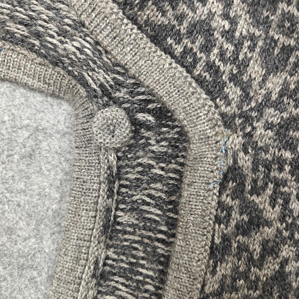 Alpaca Warehouse Poncho Womens Medium Gray Alpaca Knit Button Collared Geometric - Picture 4 of 15